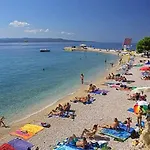 Laura Galileo Blizu Centra I Plaze