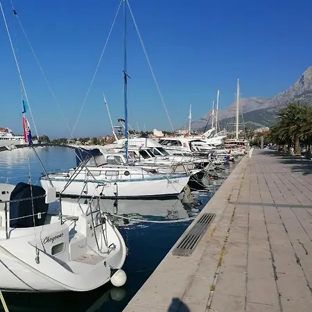 アパート Laura Galileo Blizu Centra I Plaze *