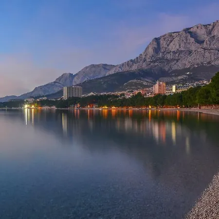 Apartman Laura Galileo Blizu Centra I Plaze