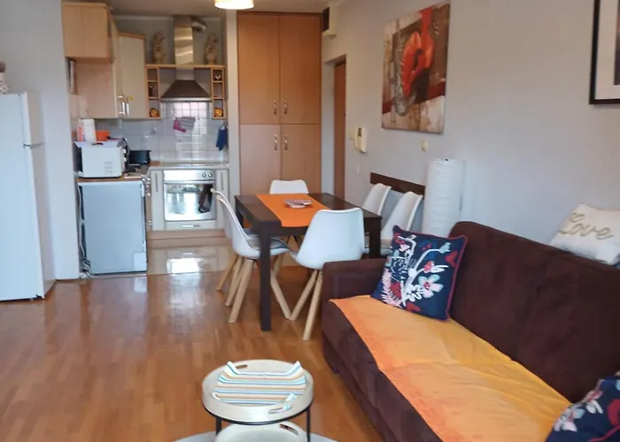 Apartment Laura Galileo Blizu Centra I Plaze